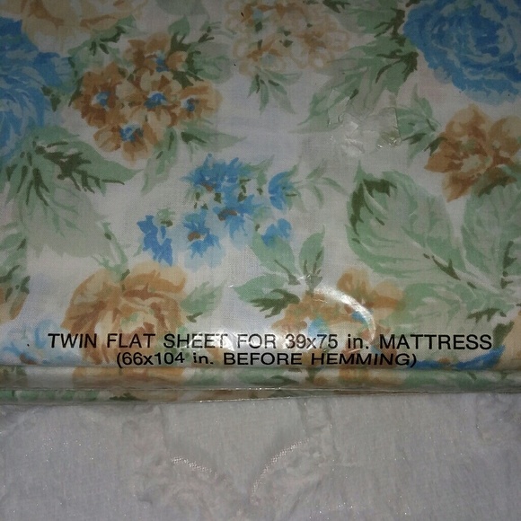 Jp Stevens Utica twin flat sheets - Picture 4 of 4